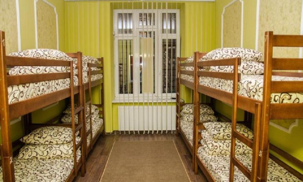 Двоярусне ліжко в змішаному загальному номері (гуртожиткового типу)