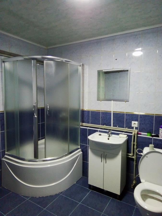 Standard Family Room,669466254:JPEG