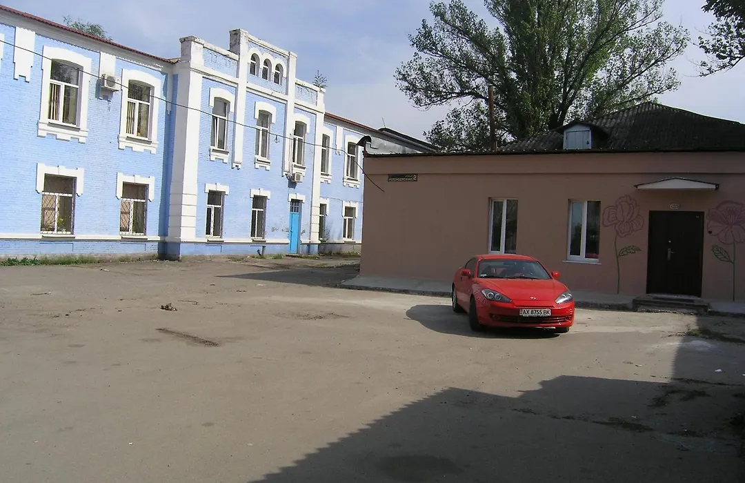 Hostel Raiduzhny-1