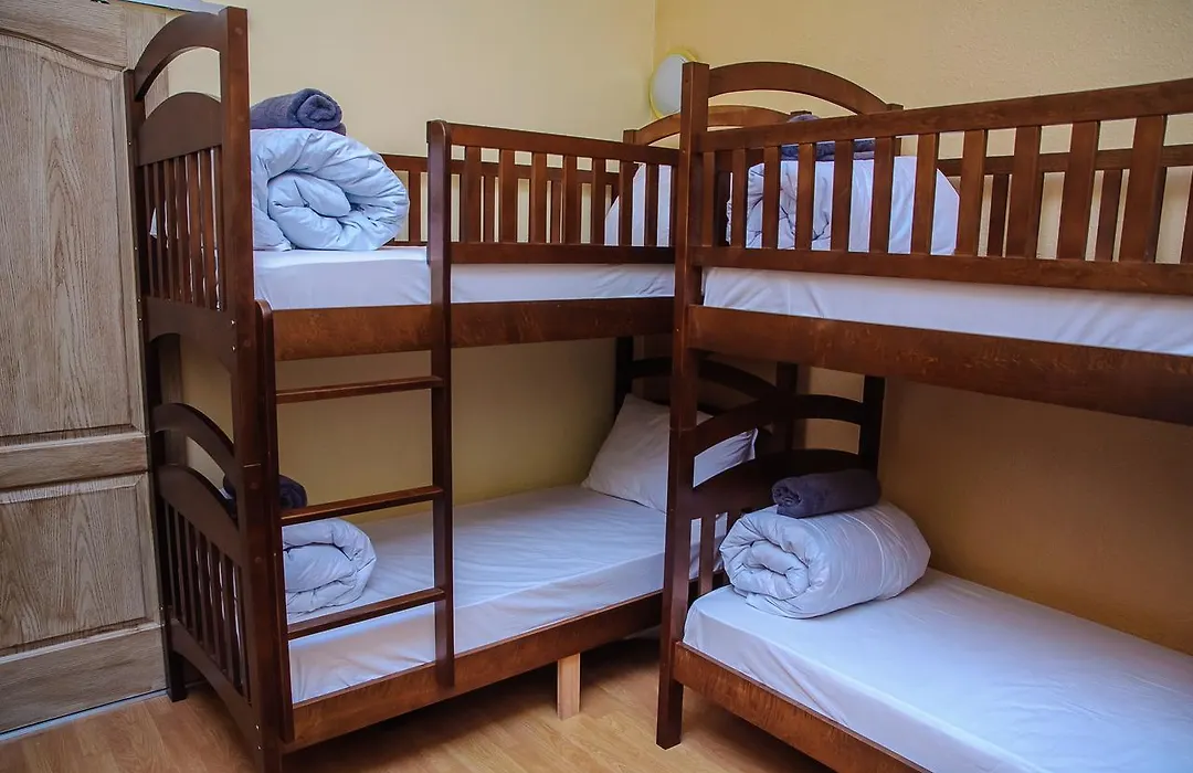 Golden Globus Hostel-1