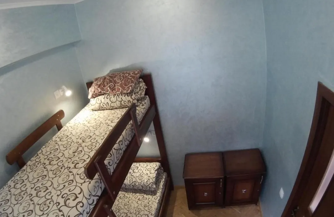 Hostel Druzi-1
