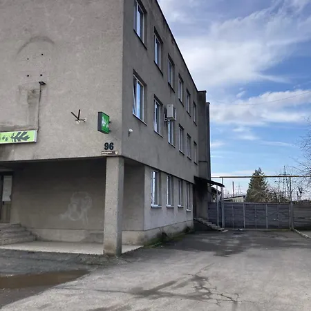 Green Kitchen Apartments-2