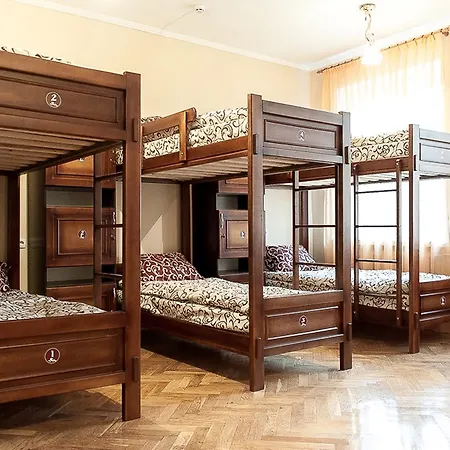 Hostel Druzi-3