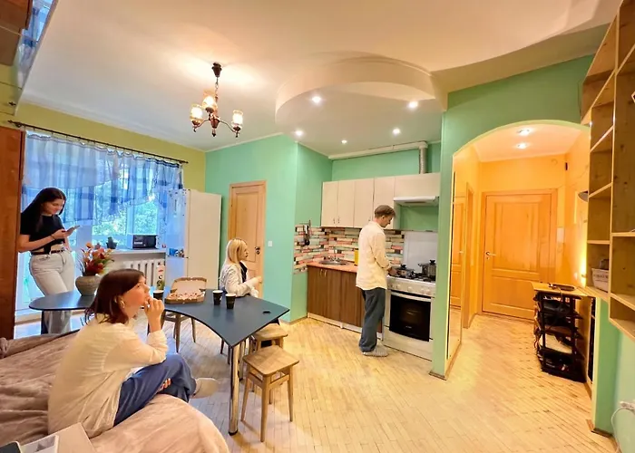 Pechersky Hostel Київ