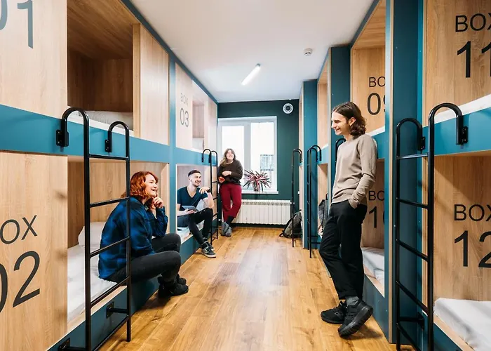 Yard Hostel & Coffee Чернівці