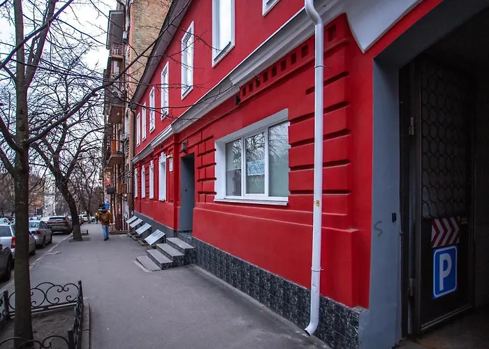 P2B Hostel & Bar Київ